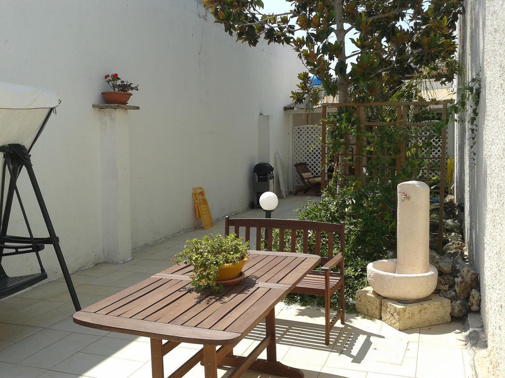 Villa Mediterranea Torre dell'Orso Esterno foto