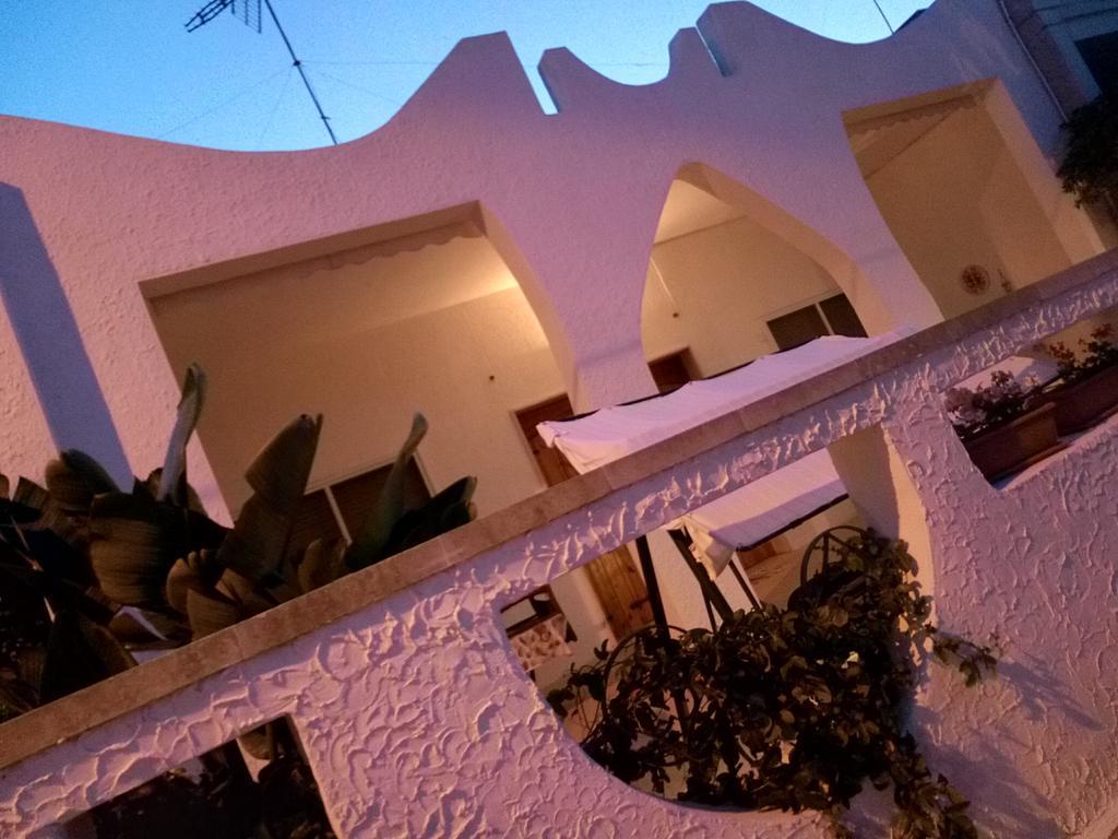 Villa Mediterranea Torre dell'Orso Esterno foto